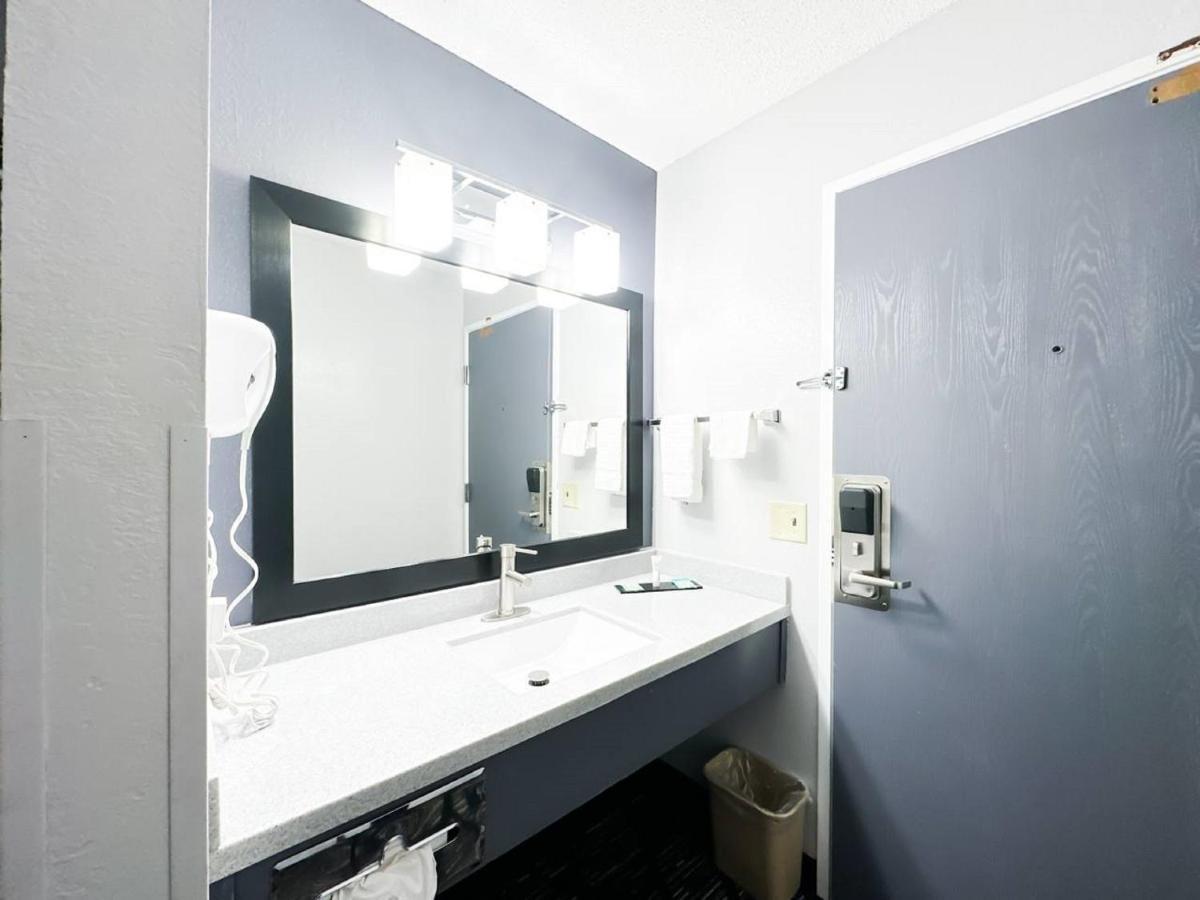 Blaine Town Inn & Suites Exteriör bild