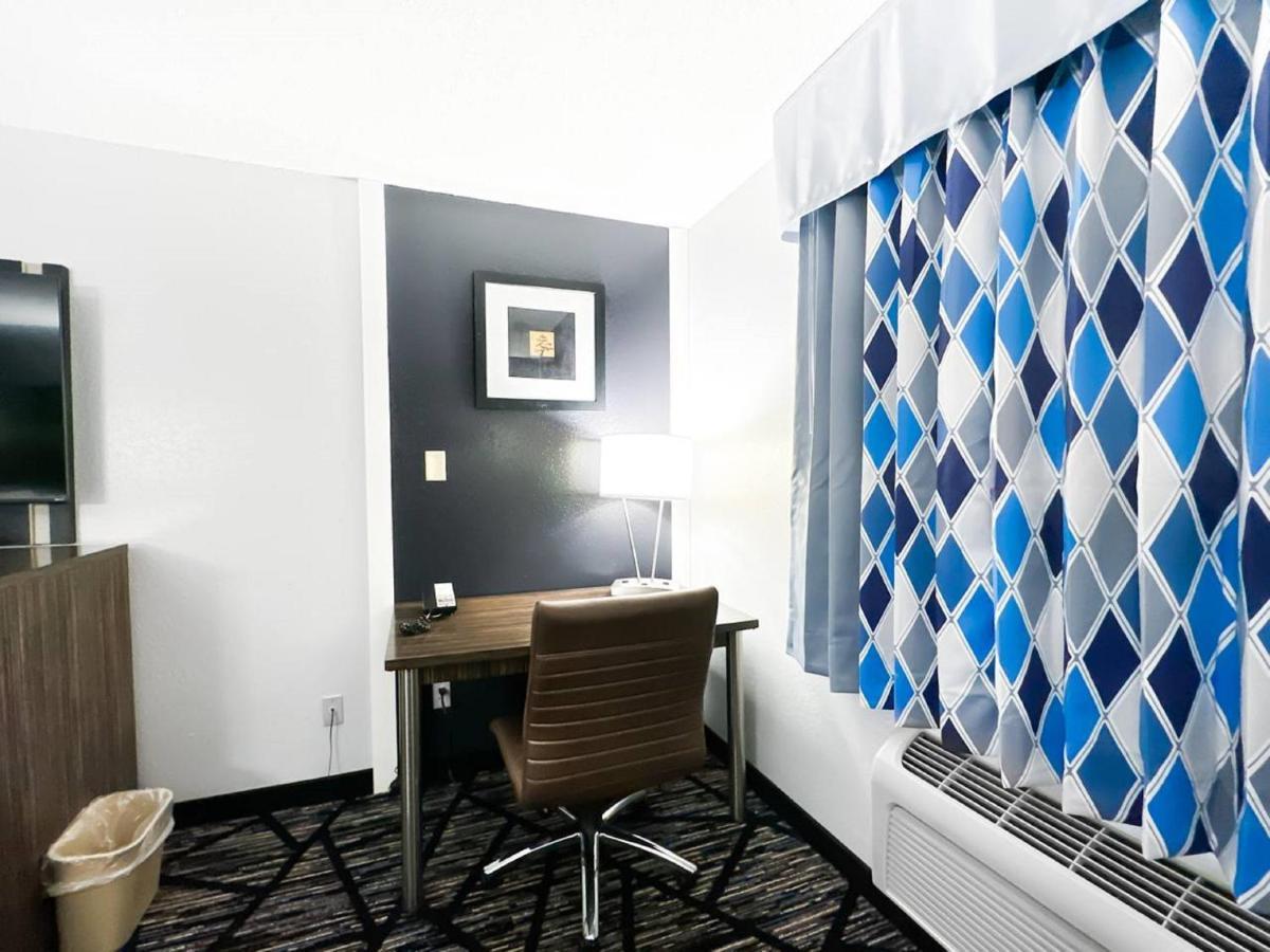 Blaine Town Inn & Suites Exteriör bild