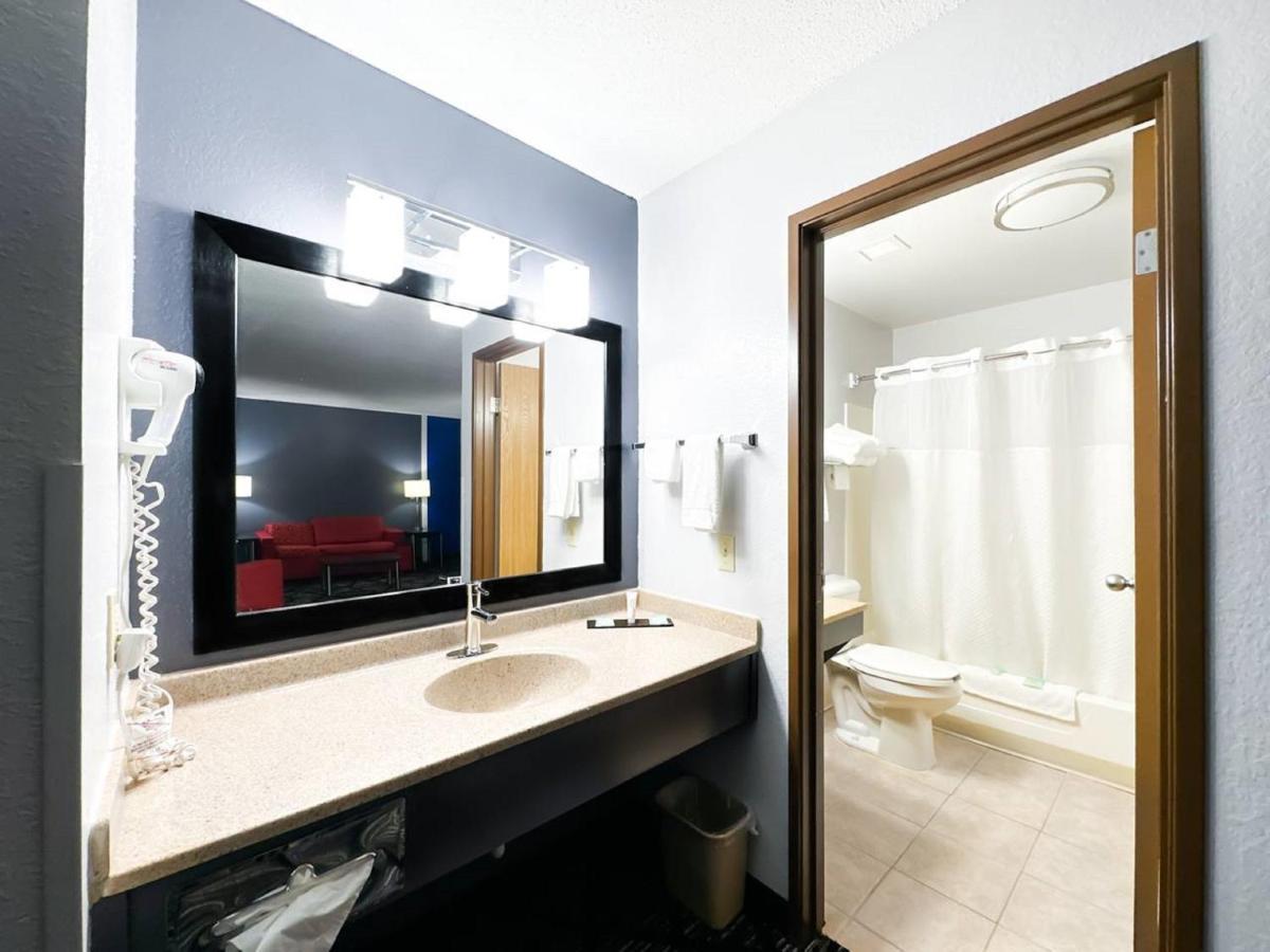 Blaine Town Inn & Suites Exteriör bild